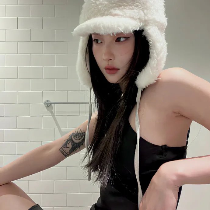 爱长颈鹿的女人